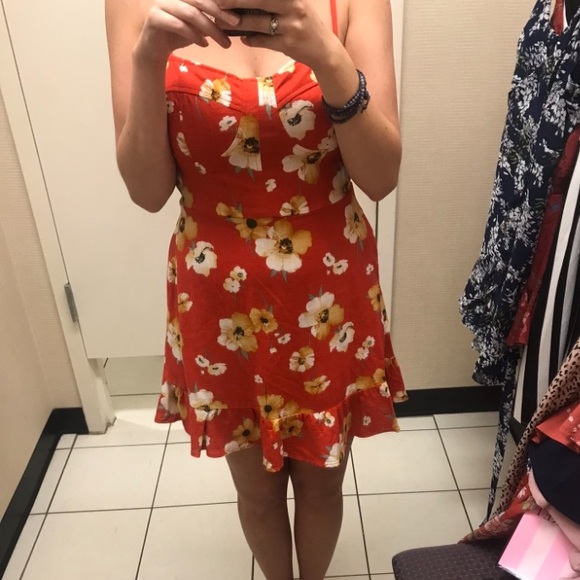 Red Floral Linen Mini Dress - Picture 14 of 14